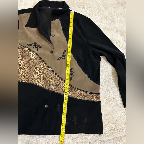 Vintage Tanjay | Floral Leopard Print Button Down | Long Sleeve | Size L - Picture 5 of 9